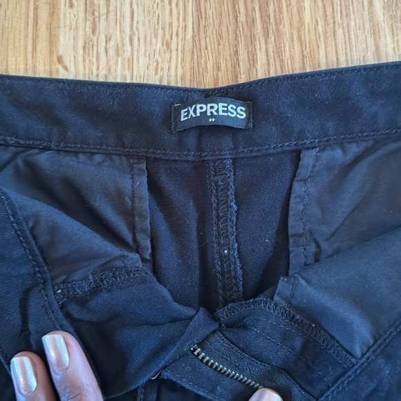 Express Black Women's Shorts - Picture 3 of 8